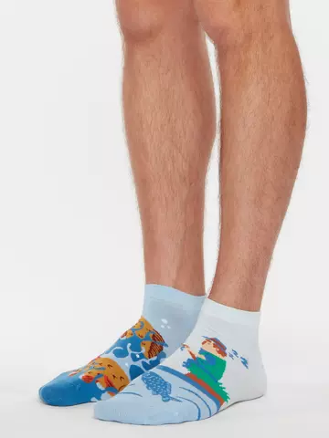 Hľadáte originálny a nezvyčajný darček? Obdarovaného zaručene prekvapí Veselé členkové ponožky Rybolov