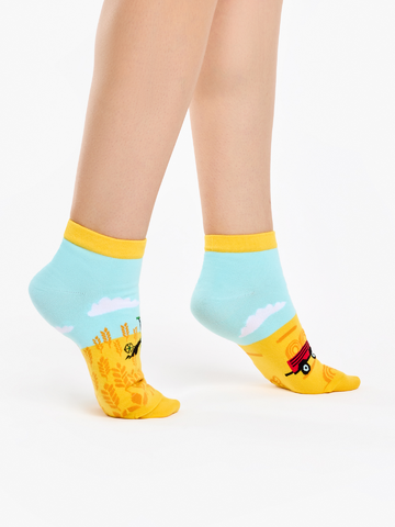 Eredeti ajándék a Dedolestől Vidám bokazokni Traktor