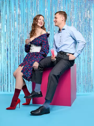 Pre dokonalý a originálny outfit Chaussettes à motifs marron et rouges