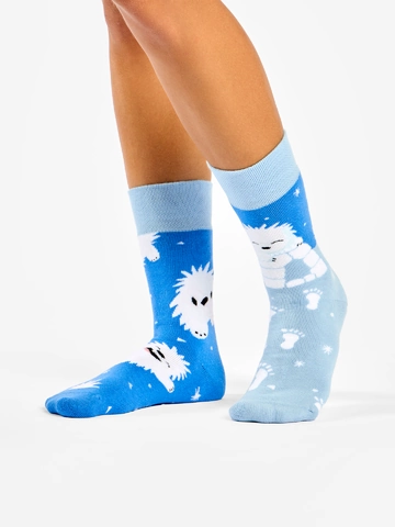 Hledáte originální a neobvyklý dárek? Obdarovaného zaručeně překvapí Veselé teplé ponožky Malý yetti