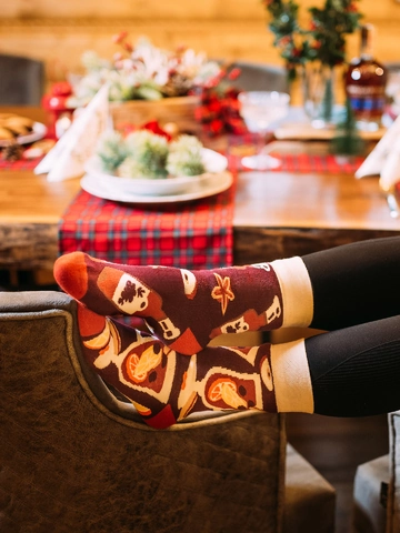 Hľadáte originálny a nezvyčajný darček? Obdarovaného zaručene prekvapí Chaussettes chaudes rigolotes Vin chaud
