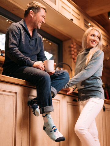 Foto Vidám meleg zokni Vidám hóember