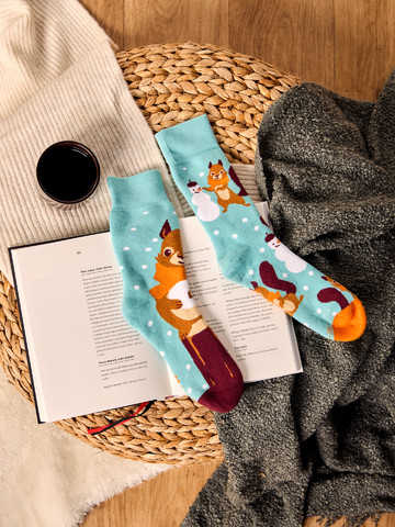 Lifestyle foto Весели топли чорапи Зимна катеричка