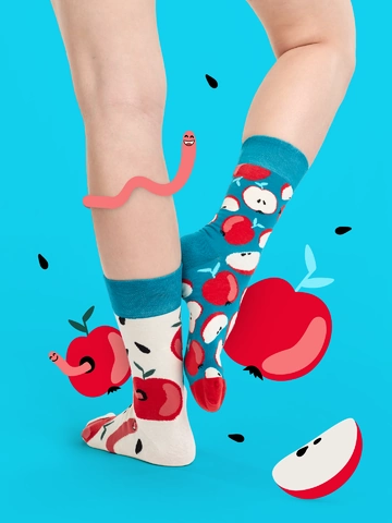 Pre dokonalý a originálny outfit Veselé ponožky Červené jabĺčko