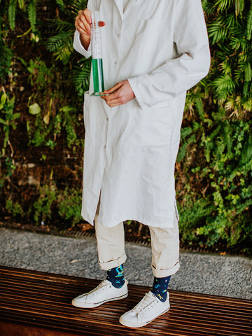 Eredeti és szokatlan ajándékot keres? a megajándékozottat garantáltan meglepi Vidám zokni DNS