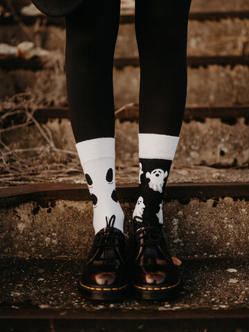 Hľadáte originálny a nezvyčajný darček? Obdarovaného zaručene prekvapí Весели чорапи Призрак