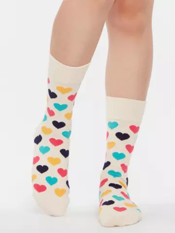 Hľadáte originálny a nezvyčajný darček? Obdarovaného zaručene prekvapí Chaussettes rigolotes Cœurs colorés