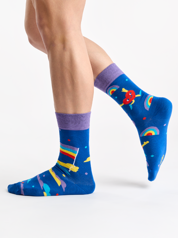 Looking for an original and unusual gift? The gifted person will surely surprise with Regular Socks Pride Heart