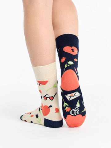 Lifestyle photo Regular Socks Heart Key