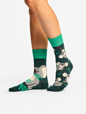 Geschenk von Dedoles Lustige Socken Koala und Blätter