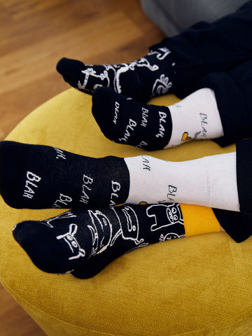 Potešte sa týmto kúskom Dedoles Meias alegres Estridente e os Monstros