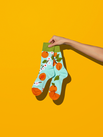 Potešte sa týmto kúskom Dedoles Wesołe skarpetki Morele