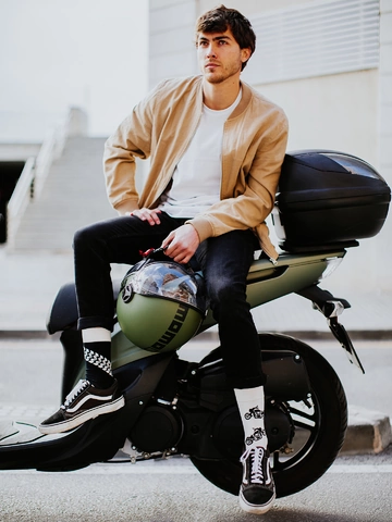 Lifestyle foto Veselé ponožky Motorka