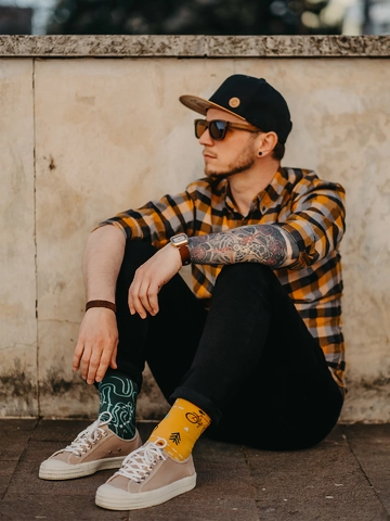 Hledáte originální a neobvyklý dárek? Obdarovaného zaručeně překvapí Veselé ponožky Na trase