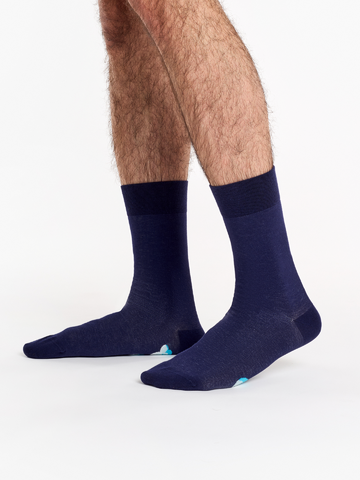 Hľadáte originálny a nezvyčajný darček? Obdarovaného zaručene prekvapí Regular Socks Clouds