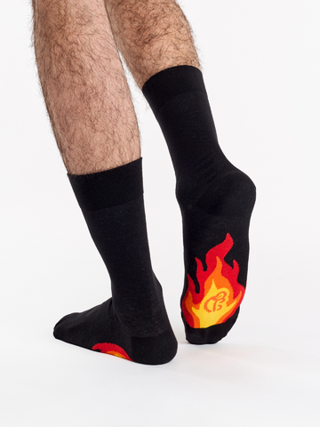 Potešte sa týmto kúskom Dedoles Regular Socks Fire