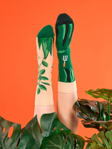 Výnimočný darček od Dedoles Chaussettes rigolotes Dans le jardin