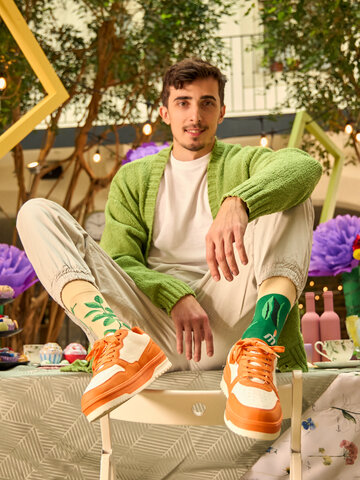 Tip na darček Весели чорапи В градината