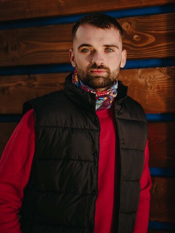 Potešte sa týmto kúskom Dedoles Veselý nákrčník Pestrofarebné mačky