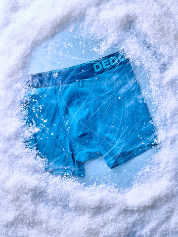 Pre dokonalý a originálny outfit Boxer aderenti da uomo blu ghiaccio