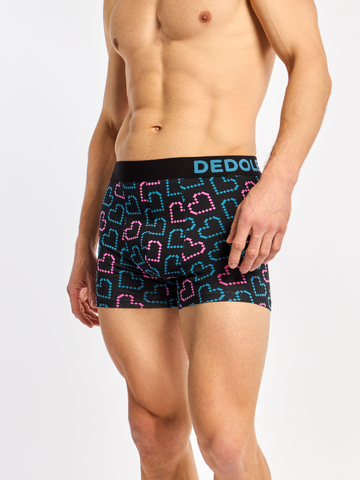 Eredeti és szokatlan ajándékot keres? a megajándékozottat garantáltan meglepi Vidám férfi bokszeralsó Pixeles szívek