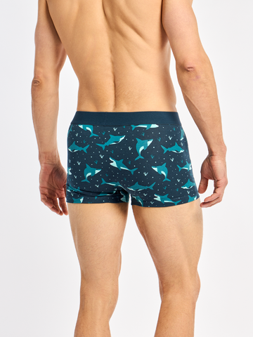 Lifestyle fotó Rövid szárú férfi bokszeralsó Kék cápa