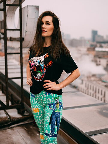 Eredeti és szokatlan ajándékot keres? a megajándékozottat garantáltan meglepi Póló Suicide Squad™ Harley