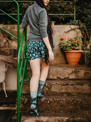 für ein vollkommenes und originelles Outfit Lustige Damenshorts Fledermäuse in der Nacht