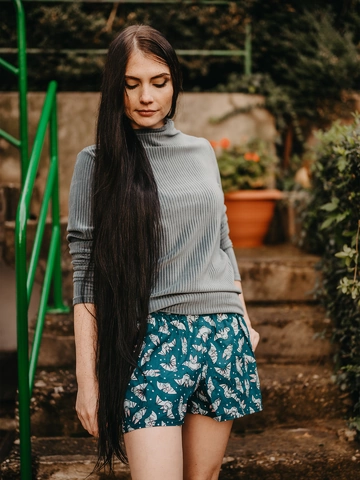 Lifestyle-Foto Lustige Damenshorts Fledermäuse in der Nacht