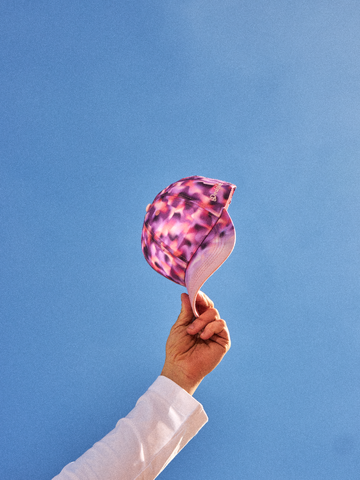 Pre dokonalý a originálny outfit Veselá šiltovka Ružová kamufláž