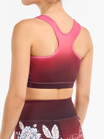 Lifestyle foto Top de ginástica alegre Rosas Ternas