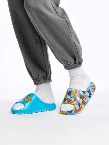 Lifestyle foto Veselé chunky pantofle Vtipné příšerky