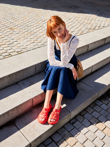 Szerezzen magának örömet ezzel a Dedoles darabbal Élénkpiros női fisherman szandál