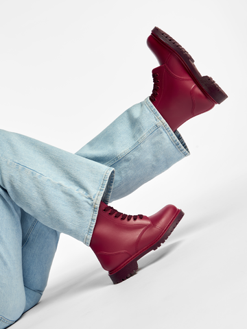 Eredeti és szokatlan ajándékot keres? a megajándékozottat garantáltan meglepi Bordó női gumicsizma