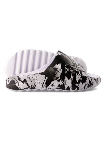 ОТСТЪПКА Весели chunky чехли Импресия в черно и бяло