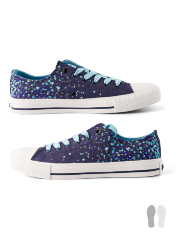 a tökéletes és egyedi ruházathoz Vidám vászon tornacipő Esőcseppek