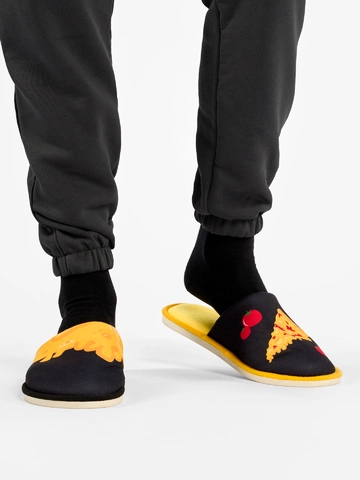 Hledáte originální a neobvyklý dárek? Obdarovaného zaručeně překvapí Veselé papuče Sýrová pizza