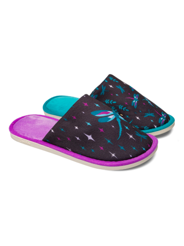 Lifestyle foto Весели пантофи Водни кончета в нощта