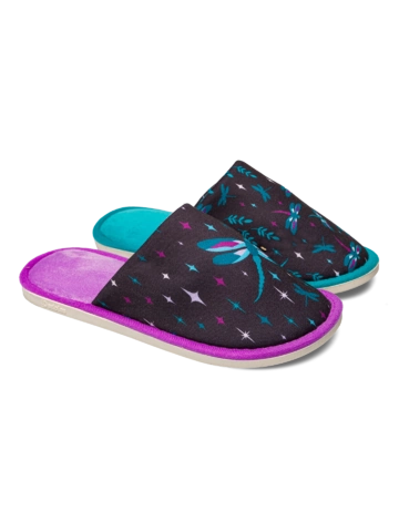 Lifestyle foto Veselé papuče Vážky v noci