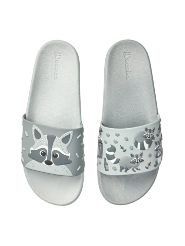 Potěšte se tímto kouskem Dedoles Veselé pantofle Medvídek mýval