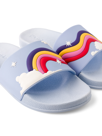 Lifestyle fotó Vidám papucs Szivárványos égbolt