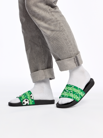 Výnimočný darček od Dedoles Весели чехли Футболно игрище