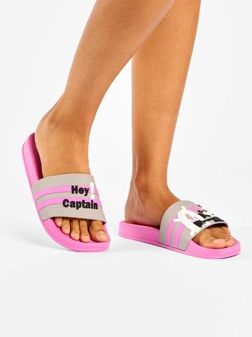 Hľadáte originálny a nezvyčajný darček? Obdarovaného zaručene prekvapí Vesele natikače Pozdrav, kapetane!