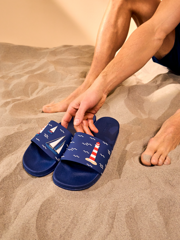 Výnimočný darček od Dedoles Весели чехли Лодки в открито море