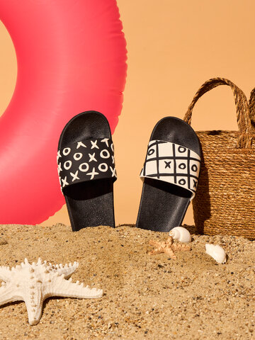 Pre dokonalý a originálny outfit Chinelos alegres de piscina Vamos Brincar