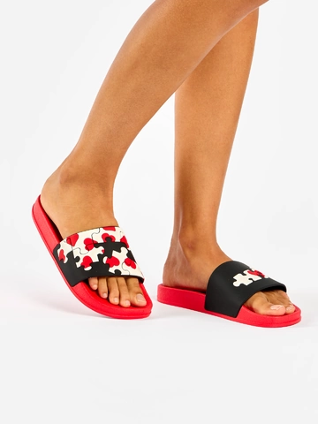 Tip na darček Živahni natikači Srčaste puzzle