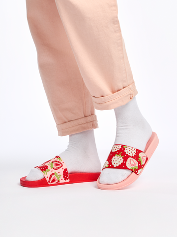 Ajándék tipp Vidám papucs Édes eprek