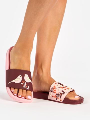 Eredeti ajándék a Dedolestől Vidám papucs Madarak és bogyók