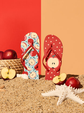 Looking for an original and unusual gift? The gifted person will surely surprise with Flip Flops Red Apple