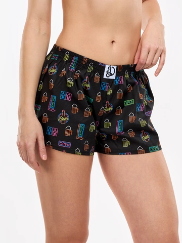 Lifestyle foto Veselé dámske trenky Neónové pivo